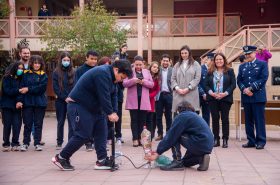 ¡Houston tenemos un problema!: talleres de la FACH fomentan el trabajo colaborativo con misiones espaciales